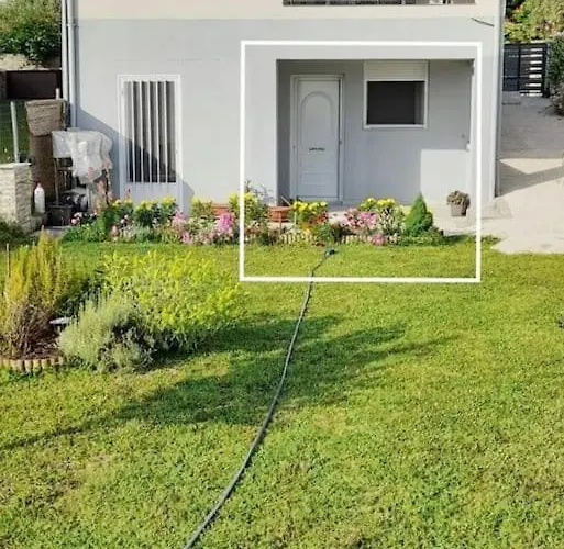 Lia's Σκοτίνα